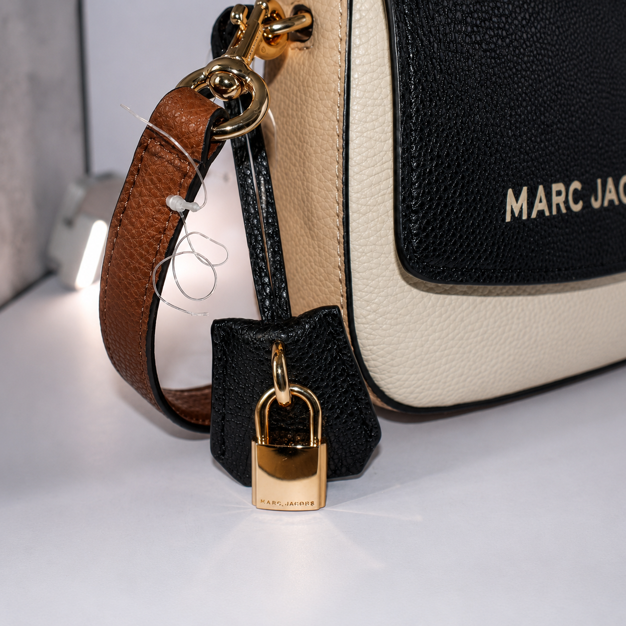 MARC JACOB